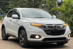 Honda Vezel 2019 White