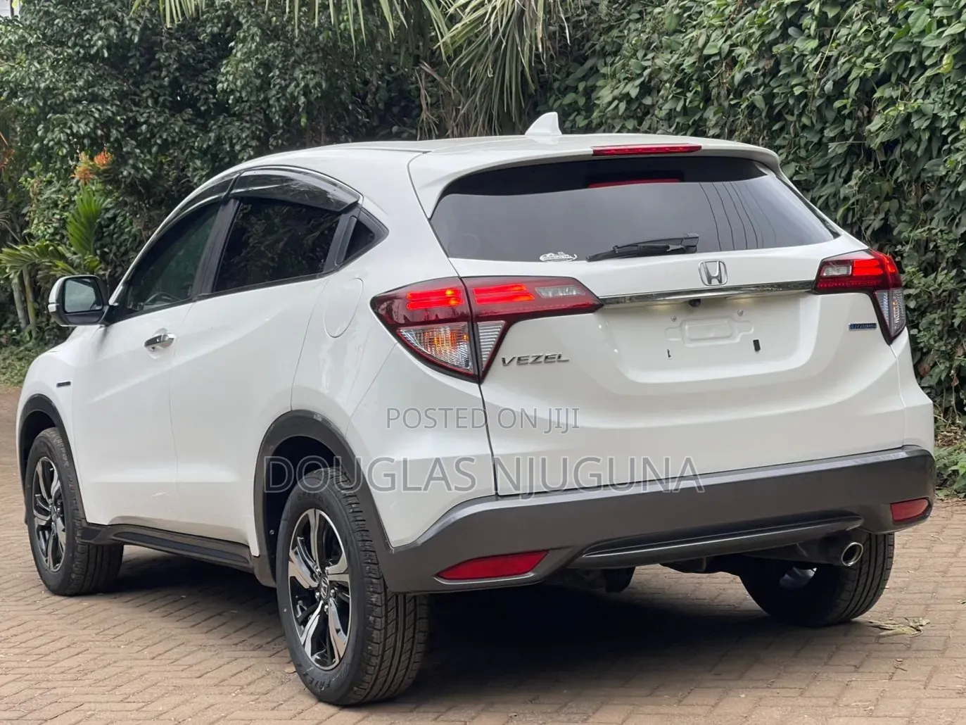 Honda Vezel 2019 White
