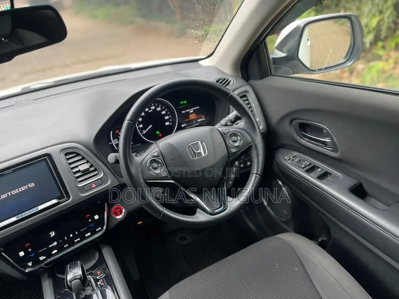 Honda Vezel 2019 White
