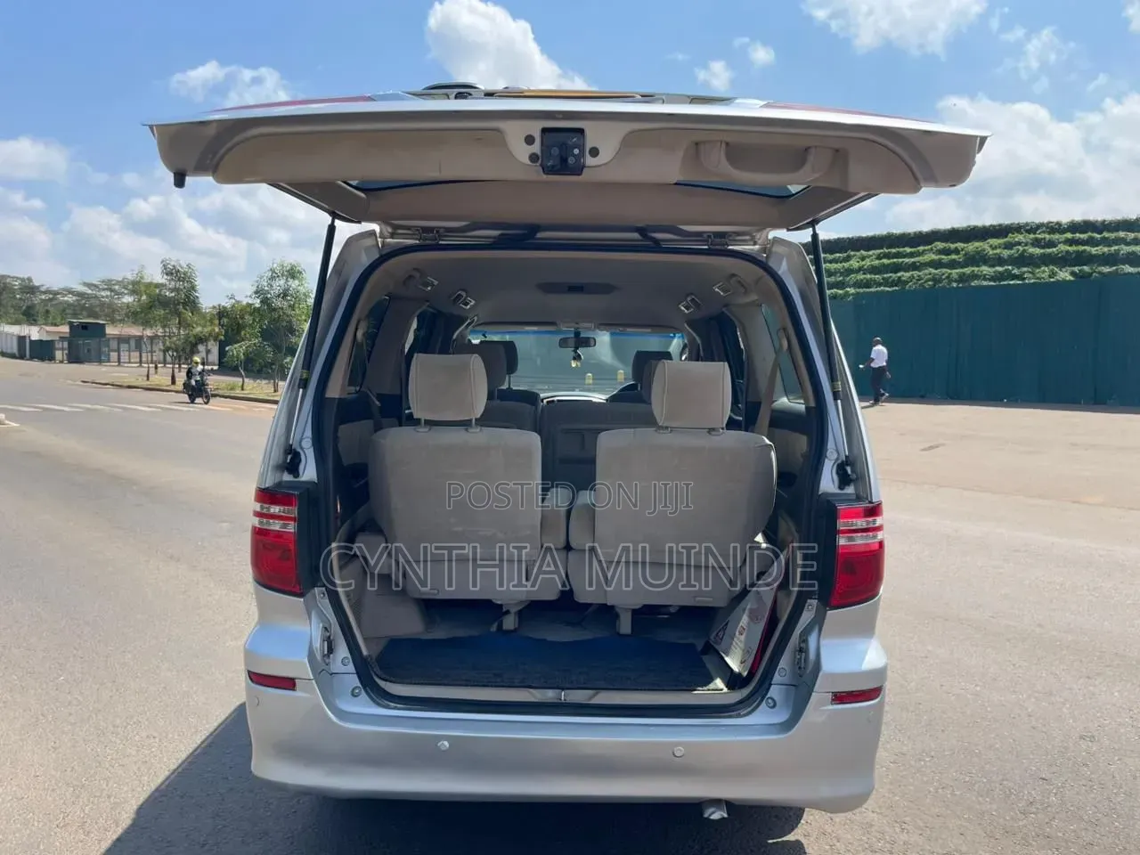 Toyota Alphard 2008 Silver
