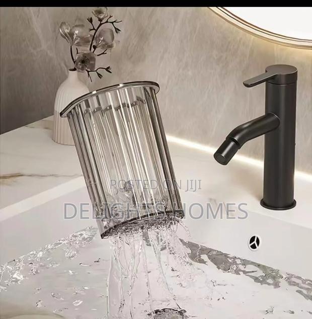 Wall Mount Toothbrush Holder Bathroom Organizer_nje