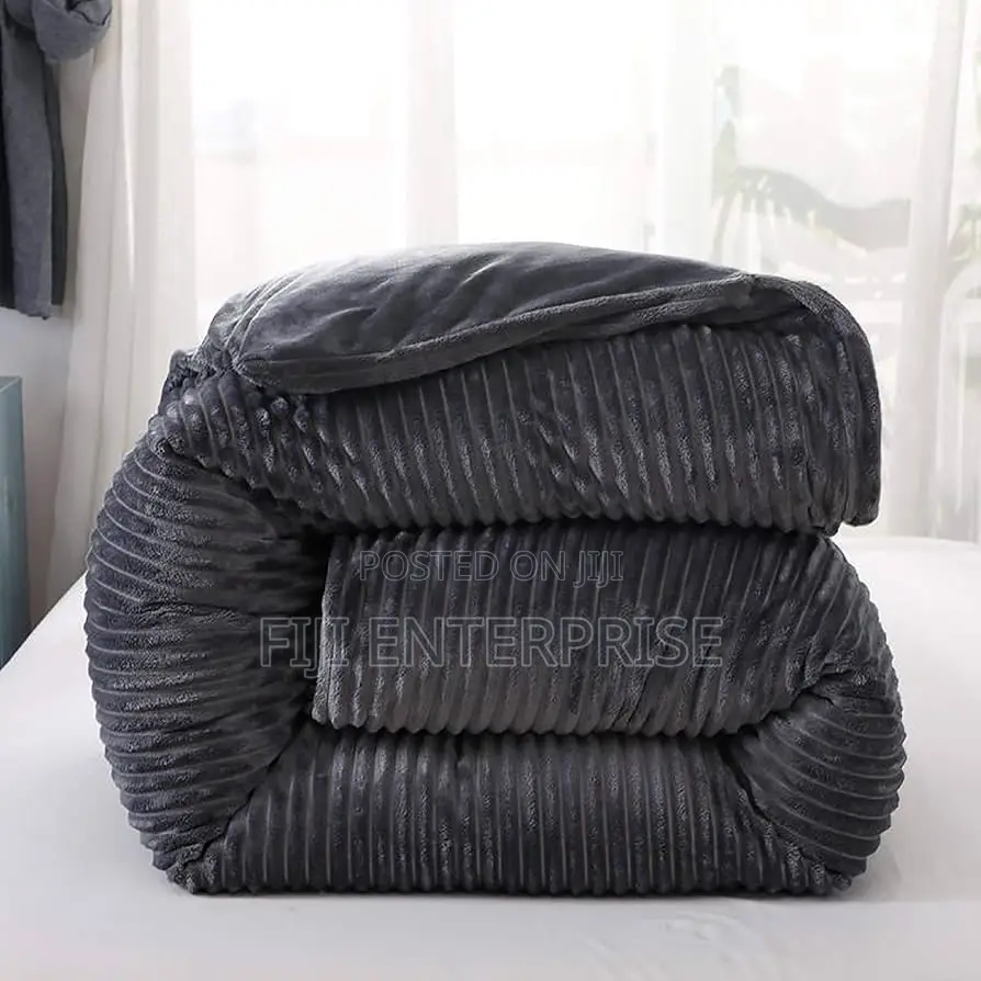 Single Plush Velvet Duvet – Price Drop | Premium Quality