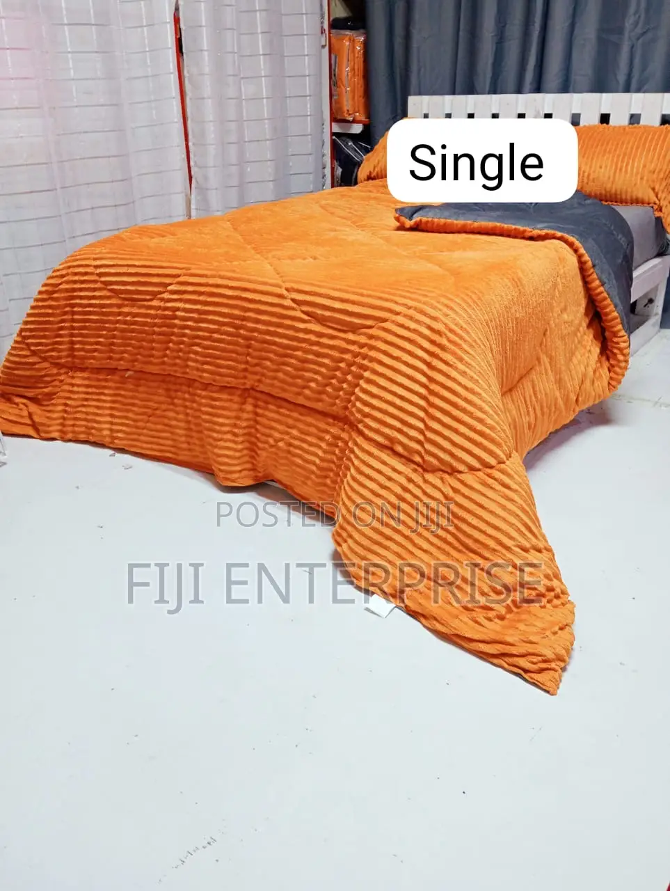 Single Plush Velvet Duvet – Price Drop | Premium Quality