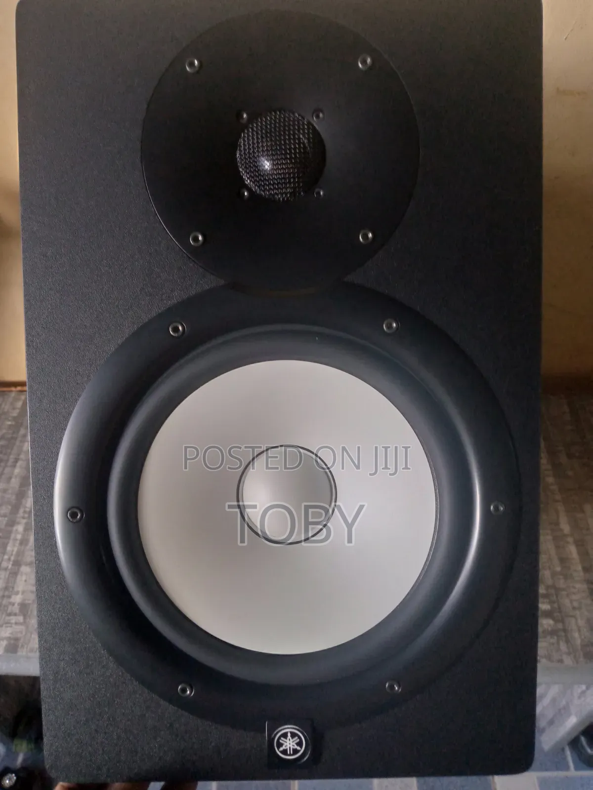 Hs8 Studio Monitors Pair