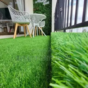 Well Fitting Grass Carpet