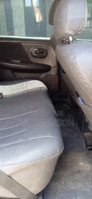 Nissan Note 2010 Silver