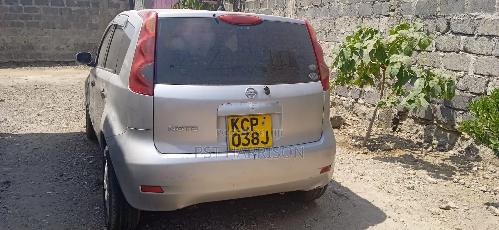 Nissan Note 2010 Silver