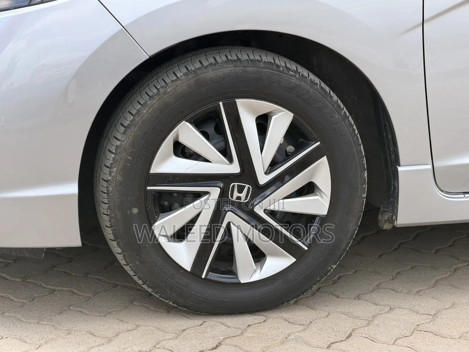 Honda Fit Shuttle 2019 Silver