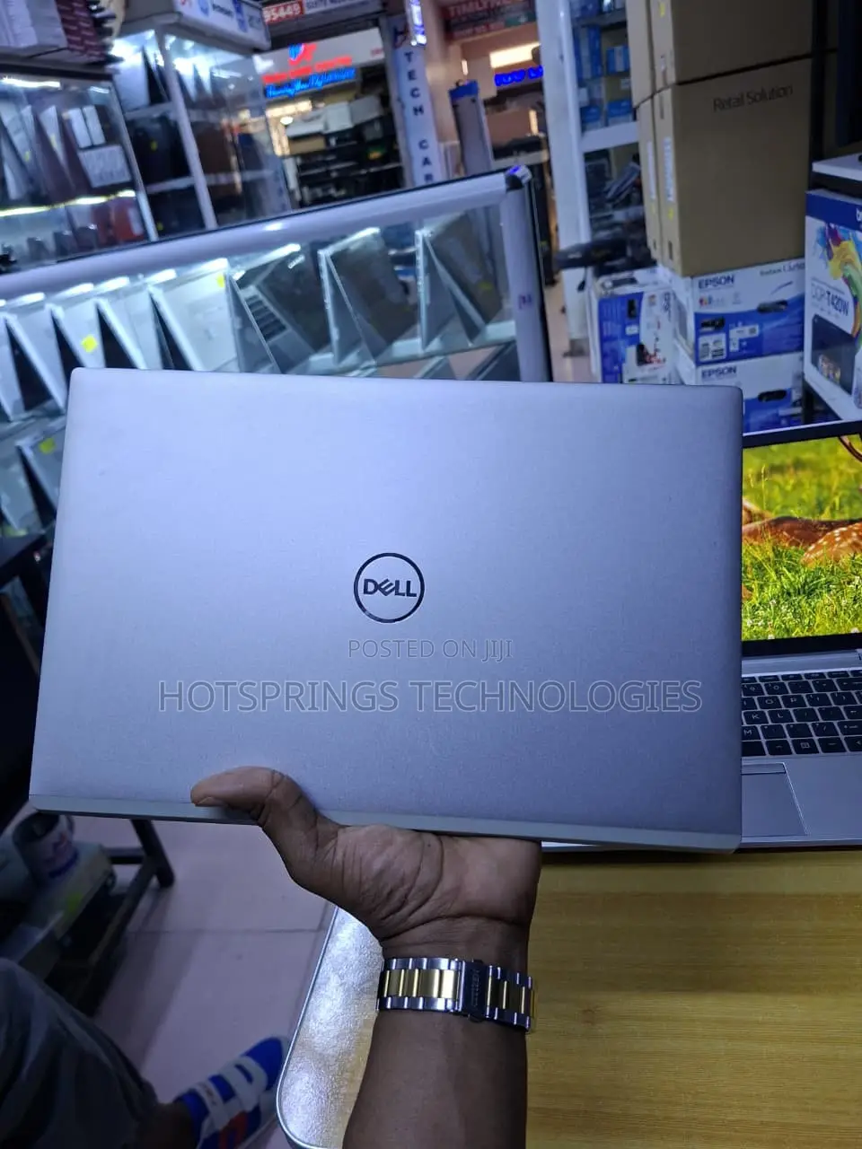 Laptop Dell Vostro 13 5300 8GB Intel Core i5 SSD 256GB