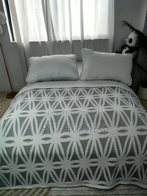 Cozy Woolen/Sherpa/Fleece Throw Blankets | 200x230cm