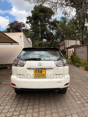 Toyota Harrier 2006 White