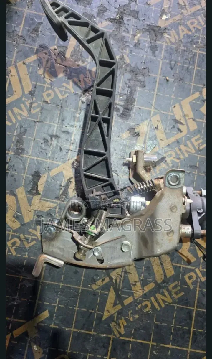 Clutch Pedals 7l