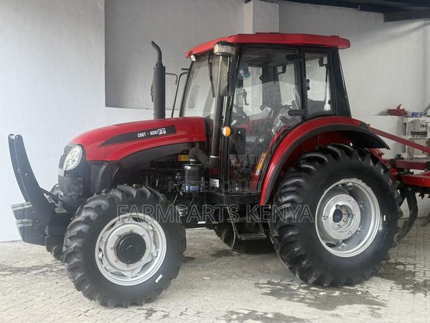 Tractor 100 Hp 4wd With Cabin Ac and Radio With Full Parts Back Up