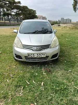 Nissan Note 2013 Silver