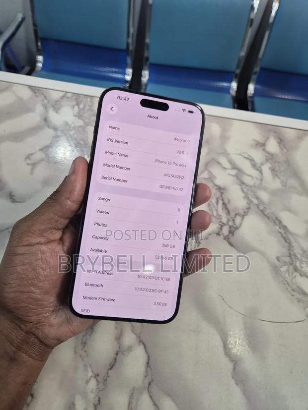 Apple iPhone 15 Pro Max 256 GB Blue - thumbnail 5