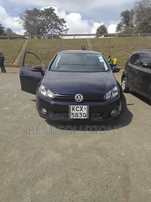 Volkswagen Golf 2012 Blue