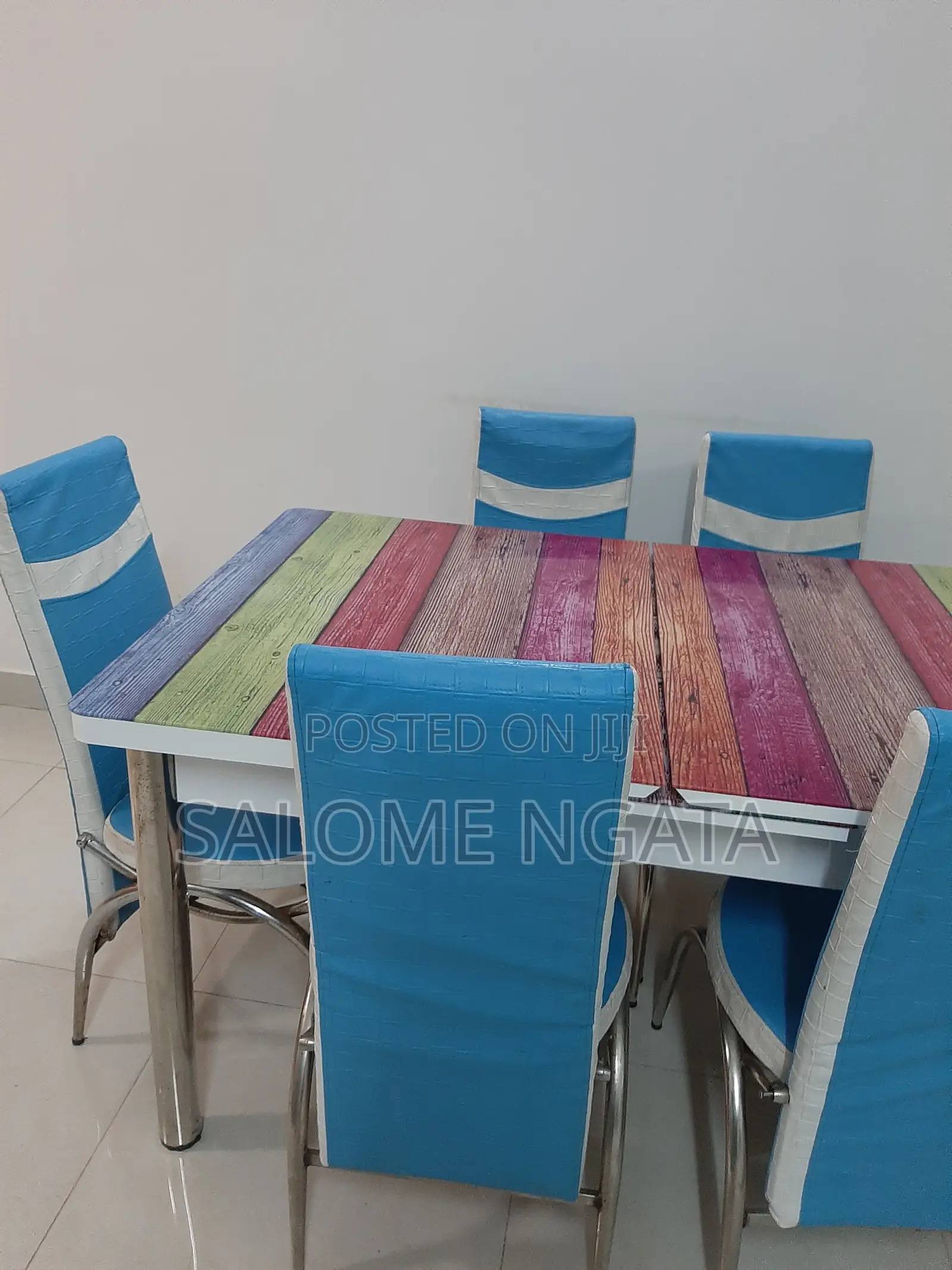 Quick Sale! Adjustable Dinning Table