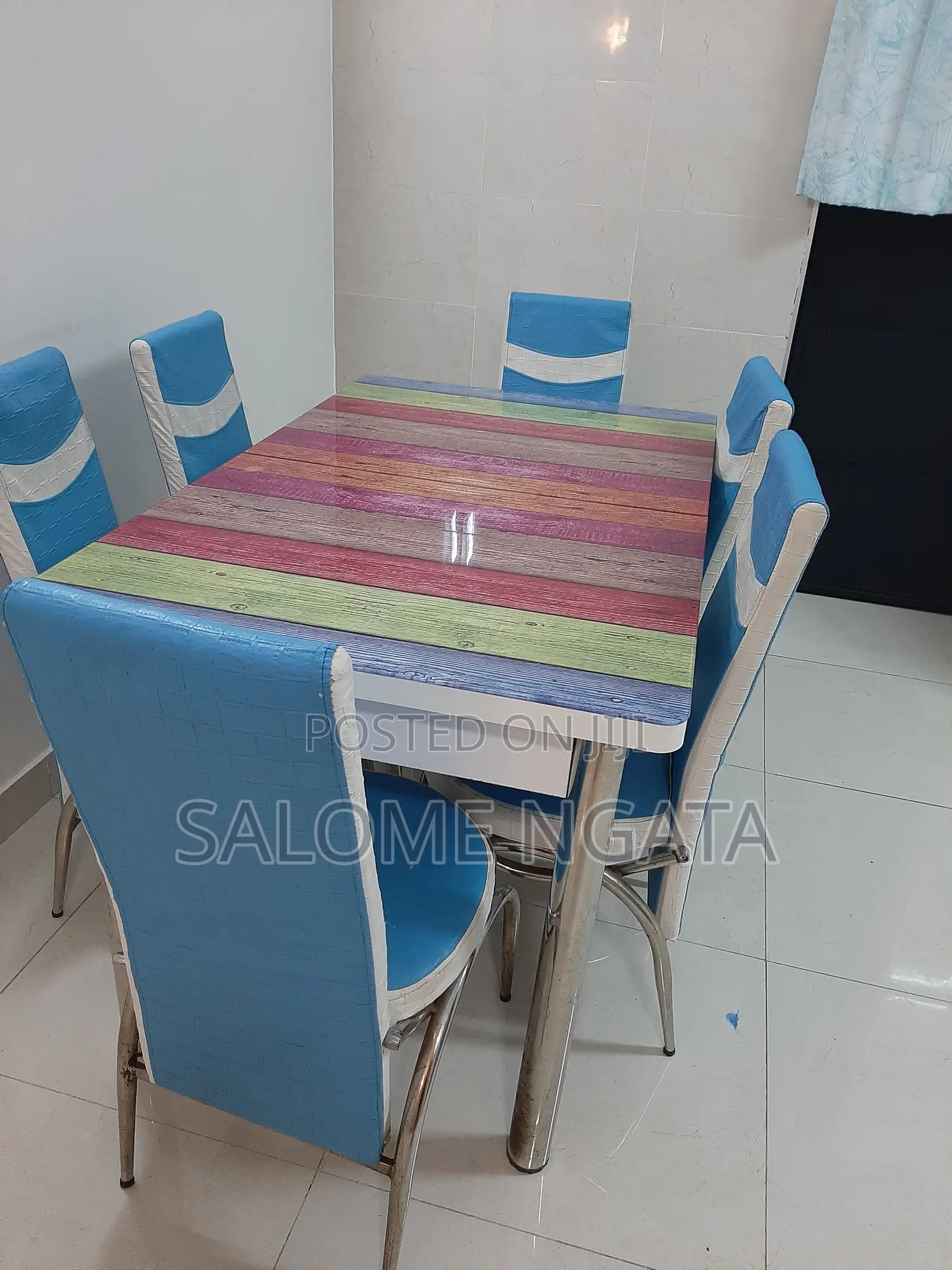 Quick Sale! Adjustable Dinning Table