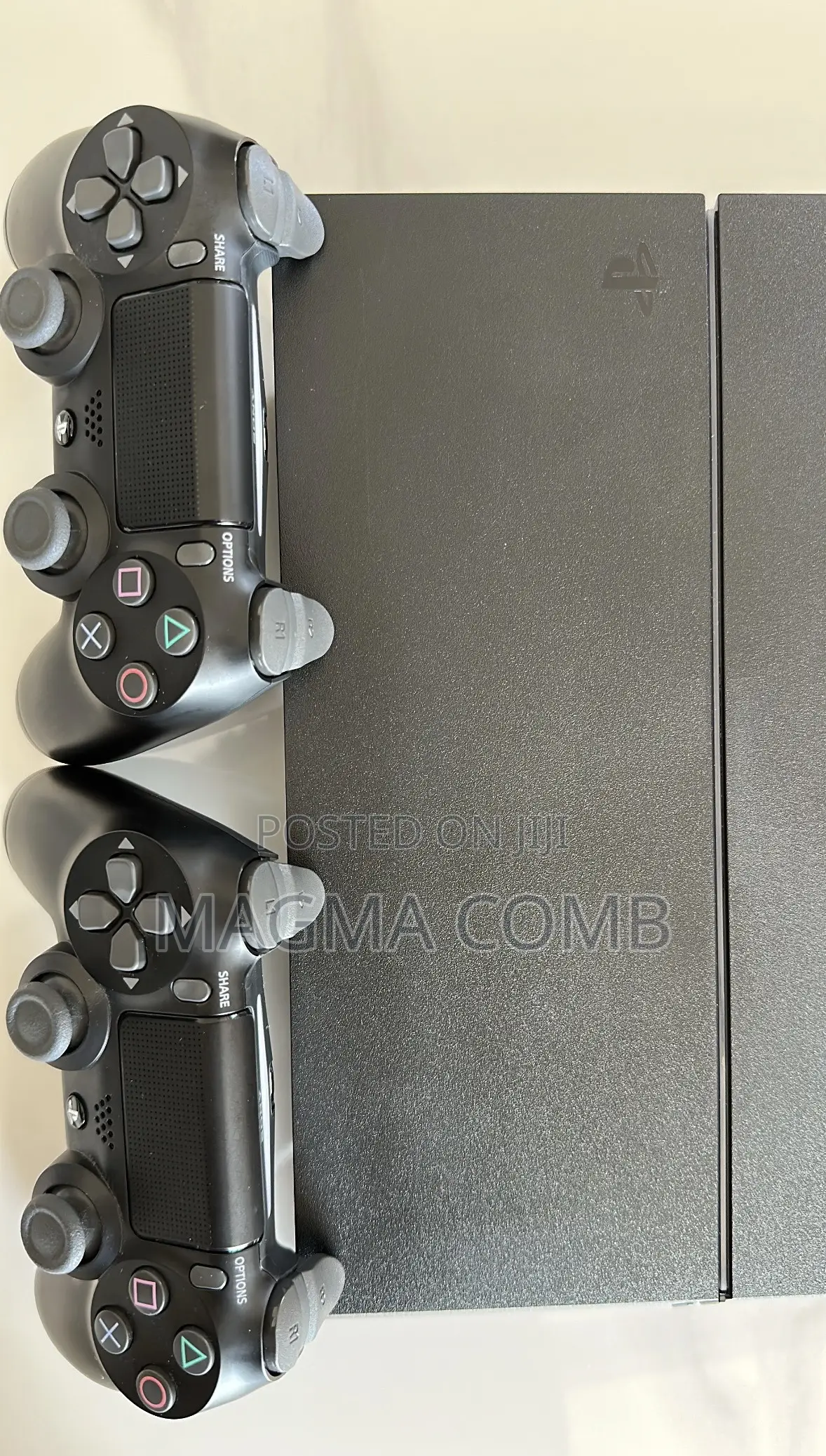 Playstation 4 Slim + 2 Brand New Controllers
