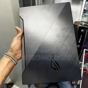 Laptop Asus ROG Zephyrus M16 16GB Intel Core i7 SSD 512GB
