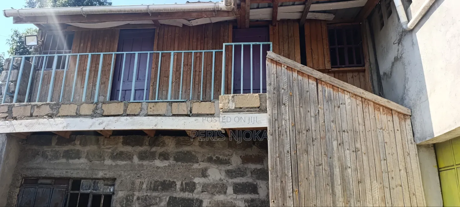Spacious Godown to Let With Servant Quarters,Office and Washrooms
