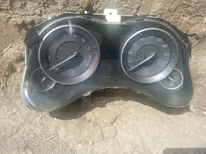 Nissan Fuga Clock