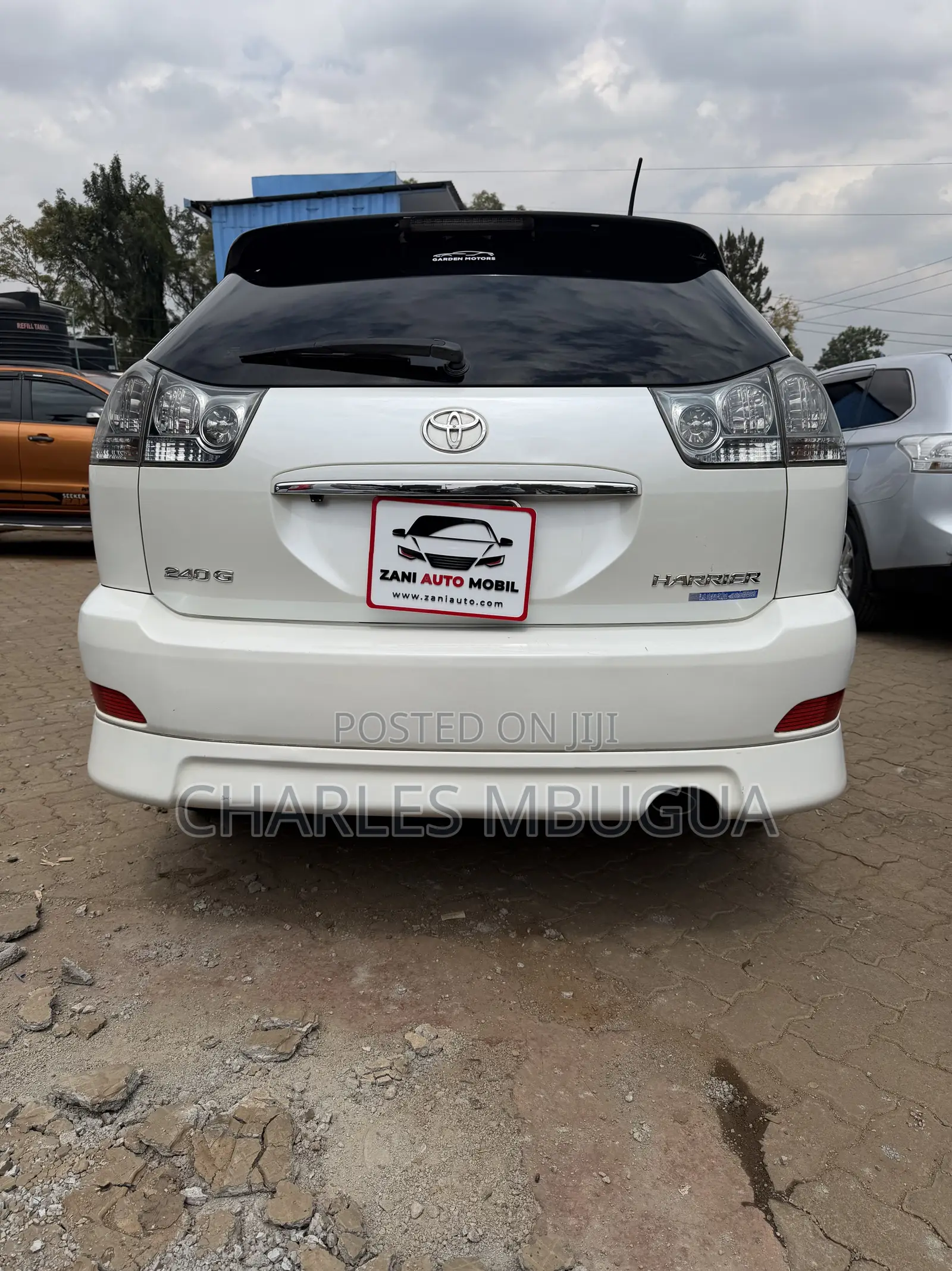 Toyota Harrier 2.4 2011 White