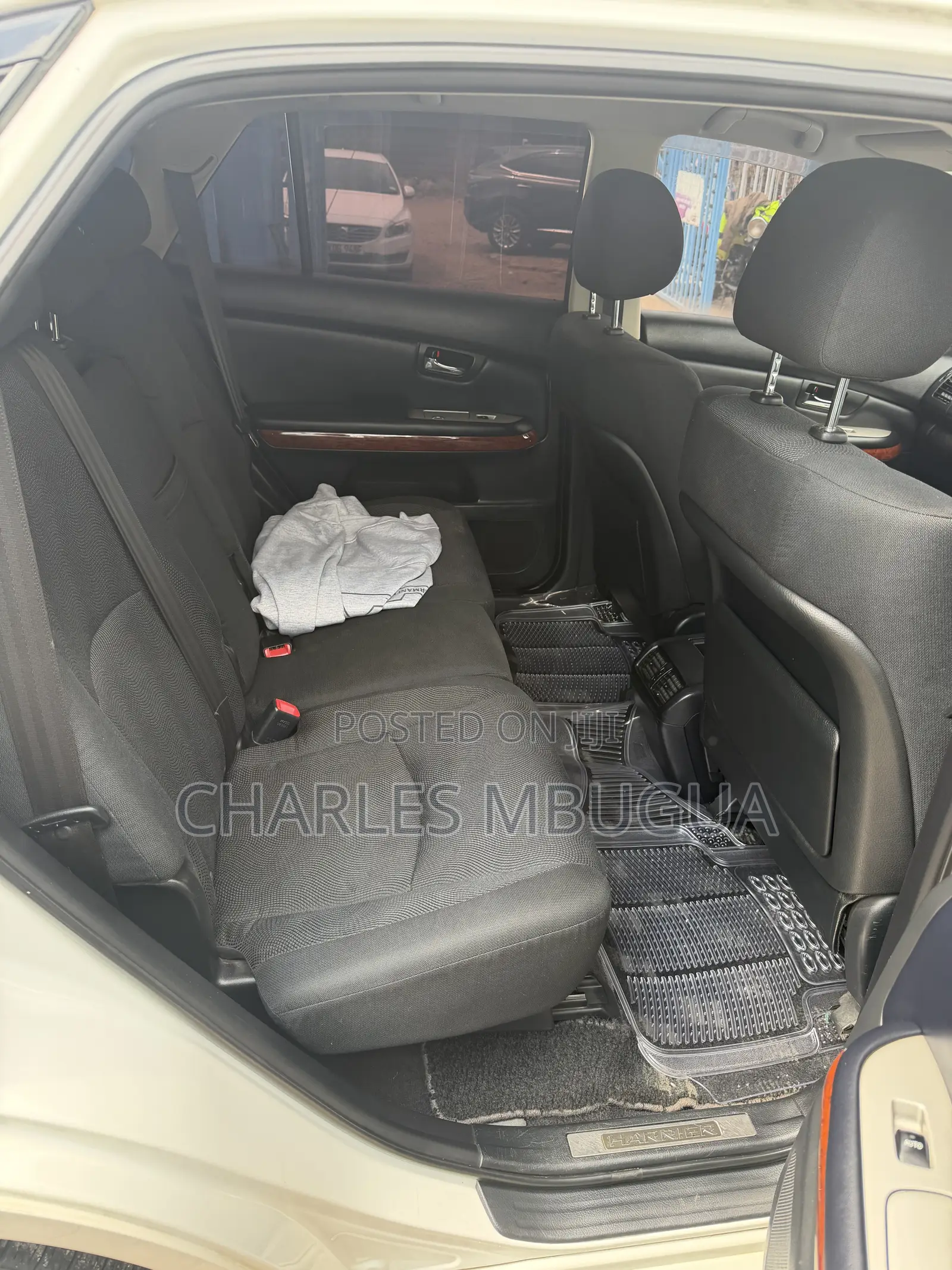 Toyota Harrier 2.4 2011 White