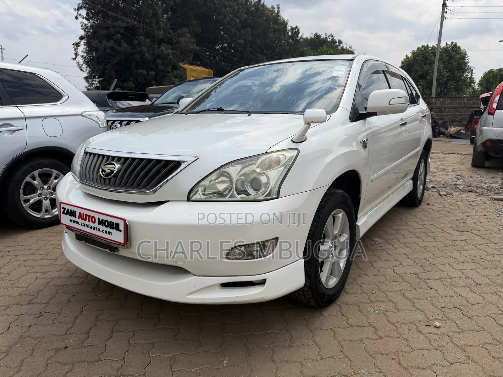 Toyota Harrier 2.4 2011 White