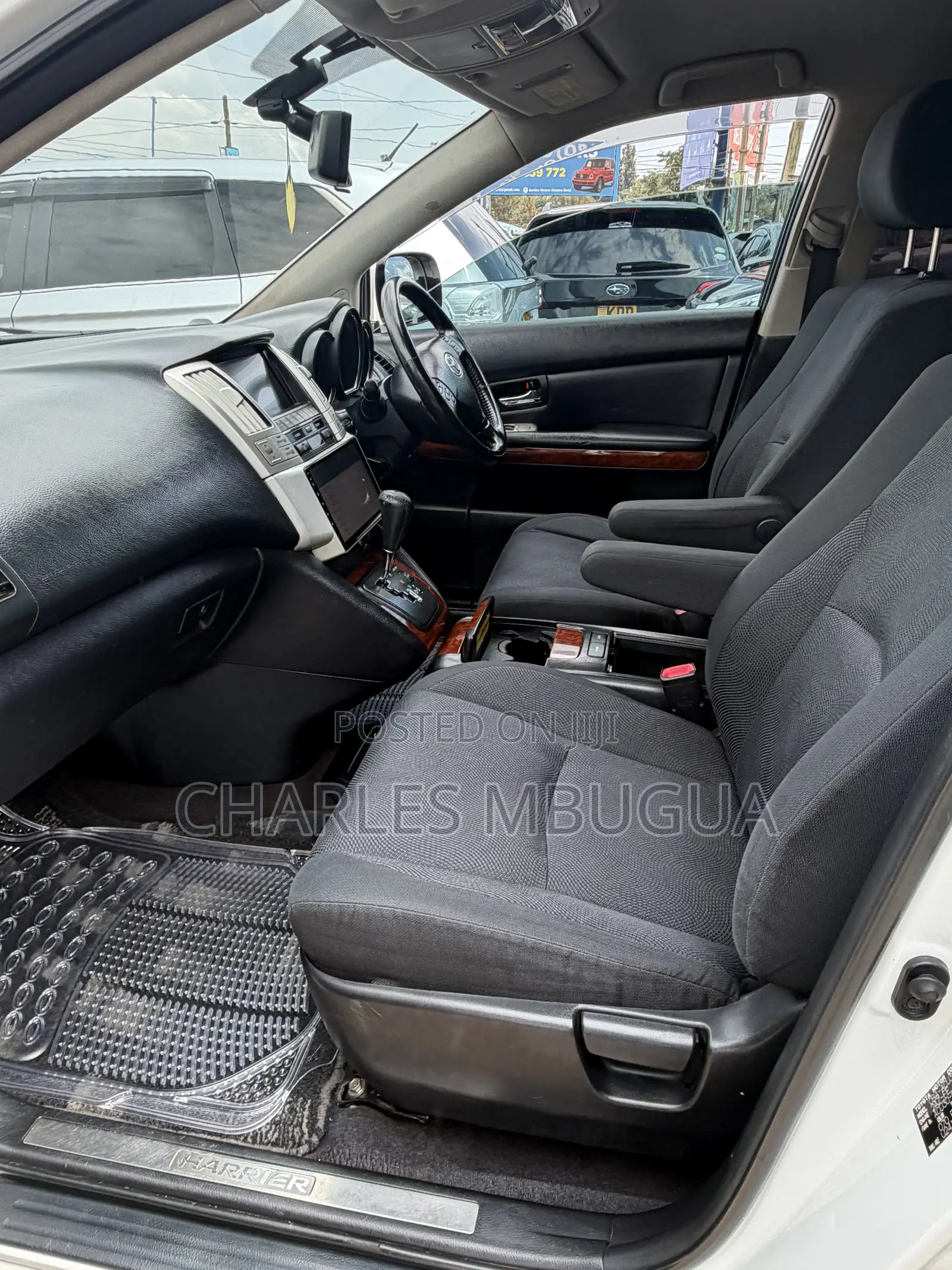 Toyota Harrier 2.4 2011 White