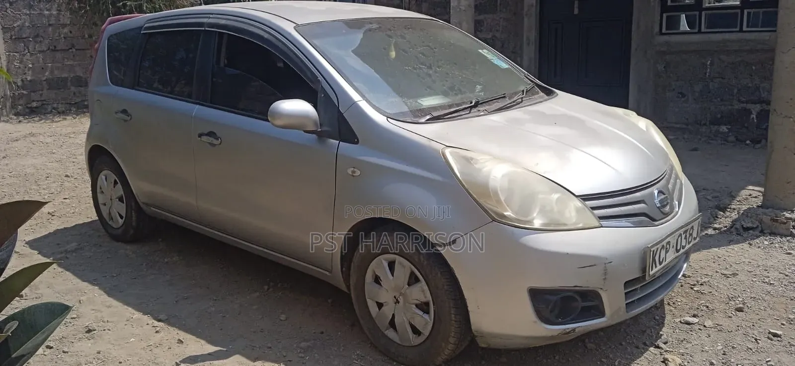Nissan Note 2010 Silver