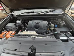 Toyota Land Cruiser Prado 2.8 D-4D 2015 Black