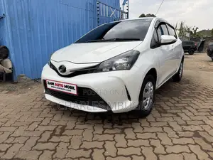 Toyota Vitz 1.3 AWD 3dr 2016 White