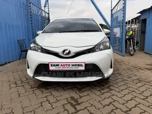 Toyota Vitz 1.3 AWD 3dr 2016 White