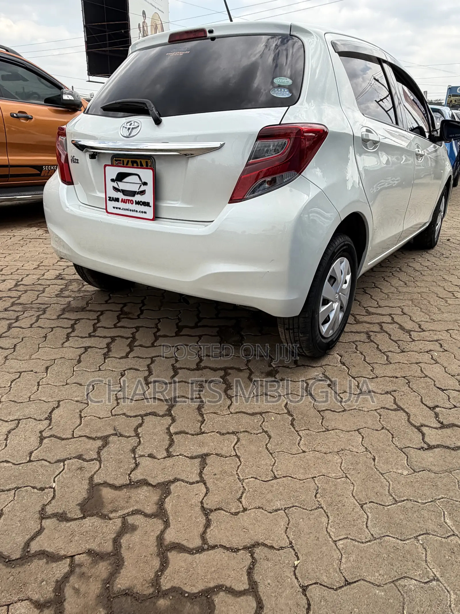 Toyota Vitz 1.3 AWD 3dr 2016 White