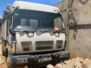 Isuzu CXZ Giga Tipper 10 Wheeler Double Diff Turbo Intercooler Manual