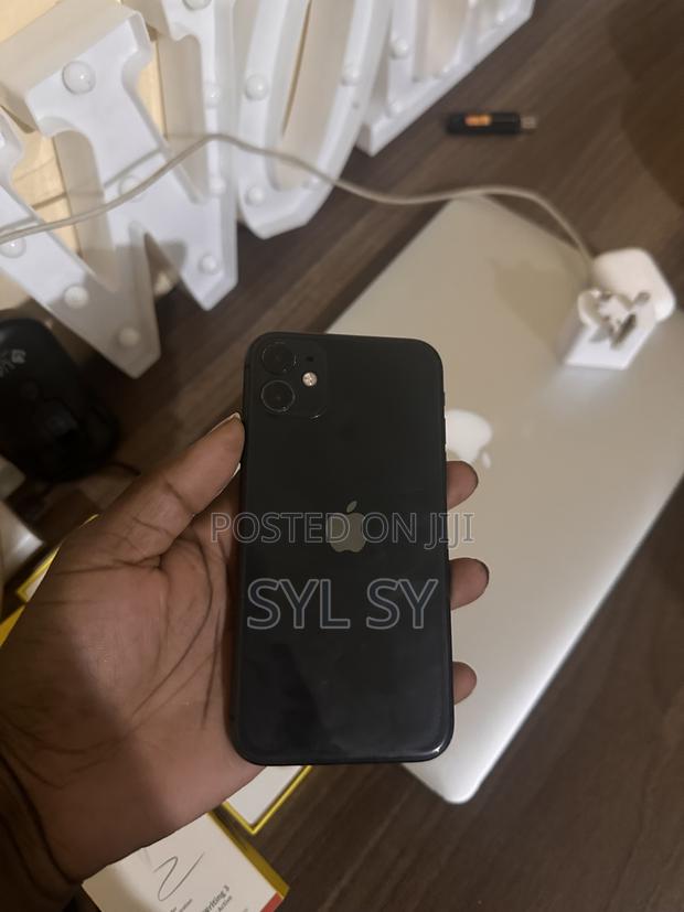 Apple iPhone 11 128 GB Black - thumbnail 2