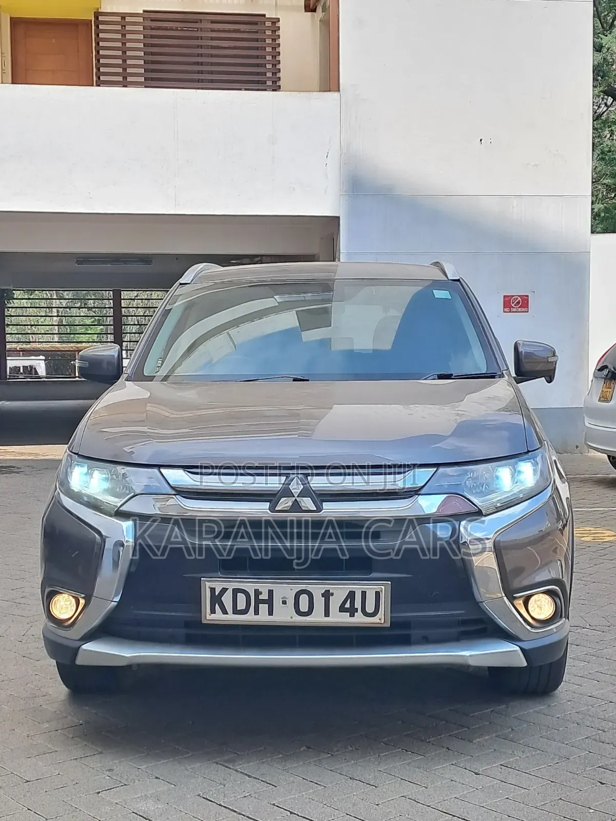 Mitsubishi Outlander 2015 Gray 