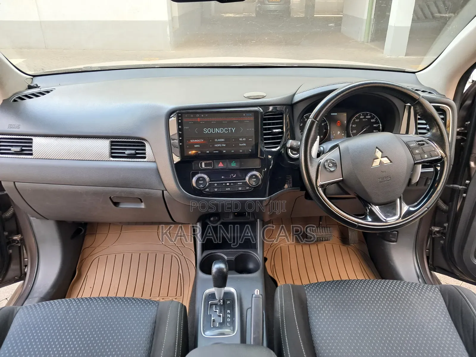 Mitsubishi Outlander 2015 Gray 