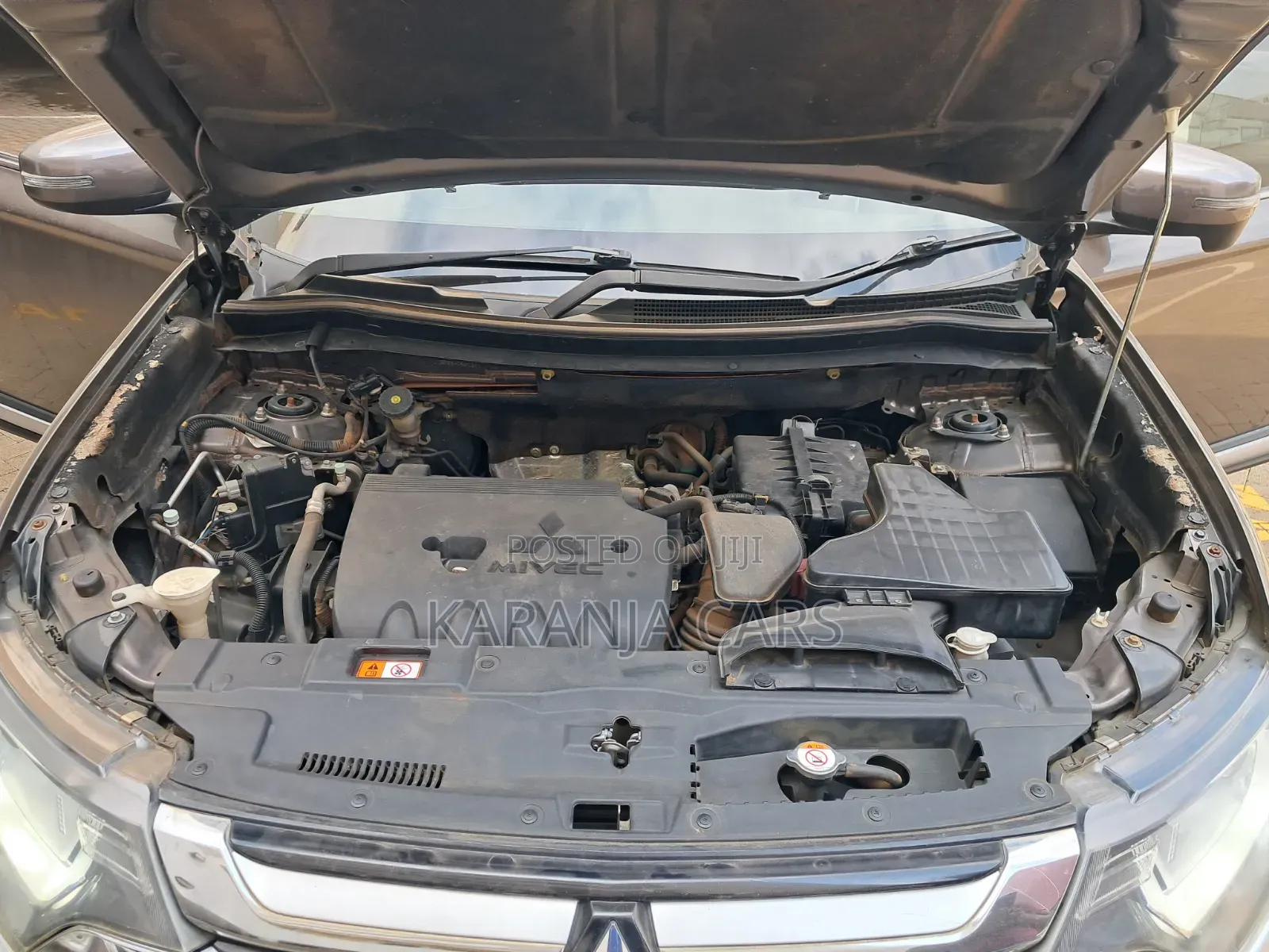 Mitsubishi Outlander 2015 Gray 