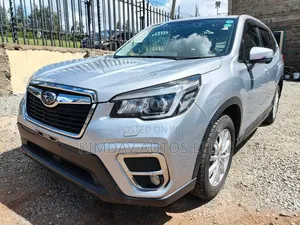 Subaru Forester 2019 Silver