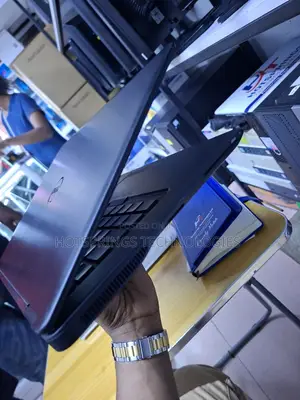 Laptop Dell Latitude E7450 8GB Intel Core i5 HDD 500GB