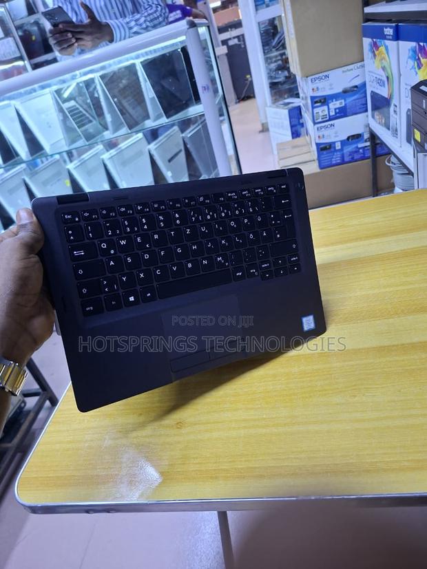 Laptop Dell Latitude 5300 2-in-1 8GB Intel Core i5 SSD 256GB - thumbnail 4