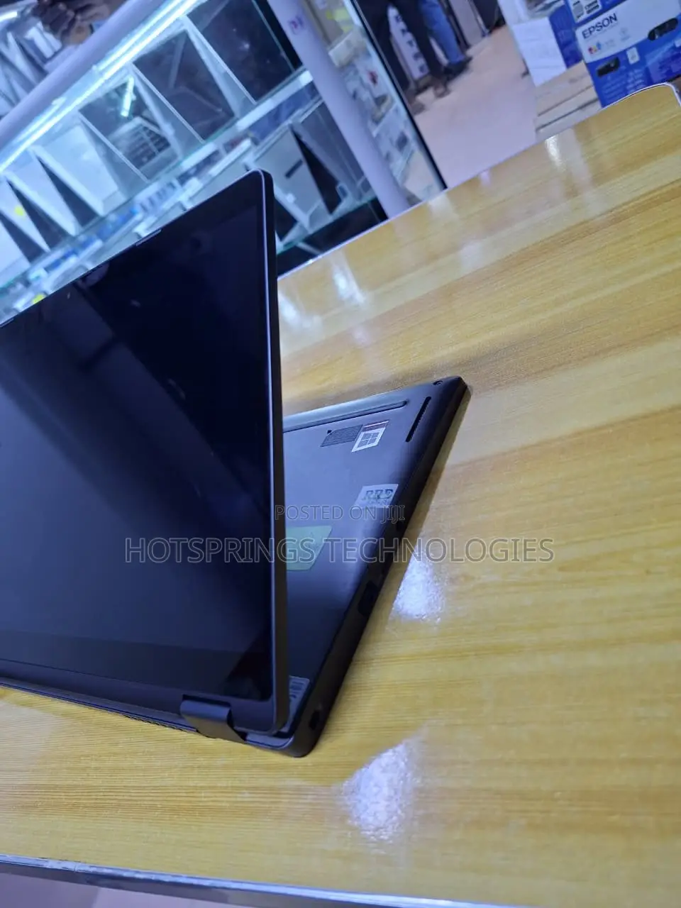 Laptop Dell Latitude 5300 2-in-1 8GB Intel Core i5 SSD 256GB