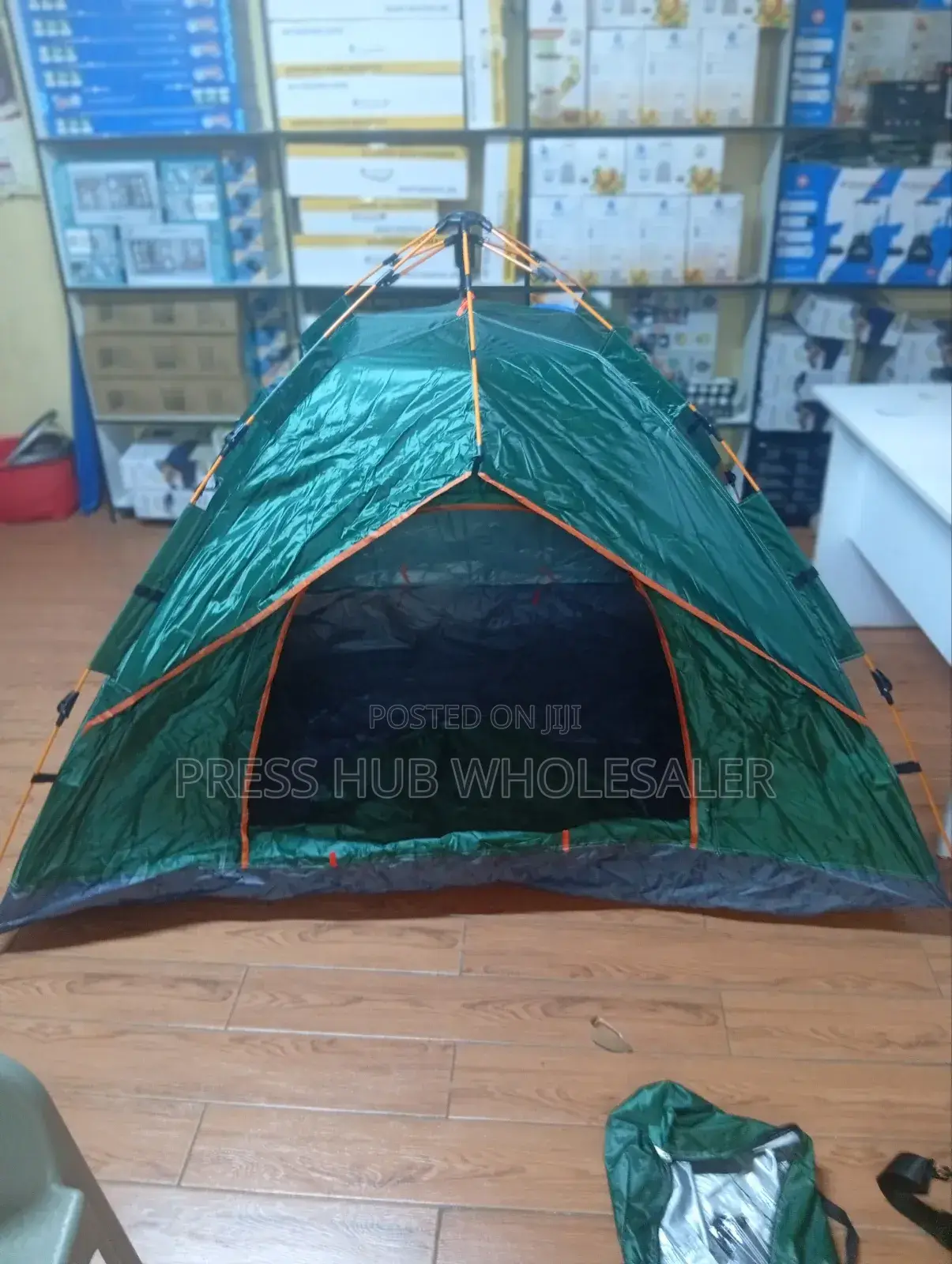 3-4 Person Automatic Pop Up Camping Tent - Waterproof *