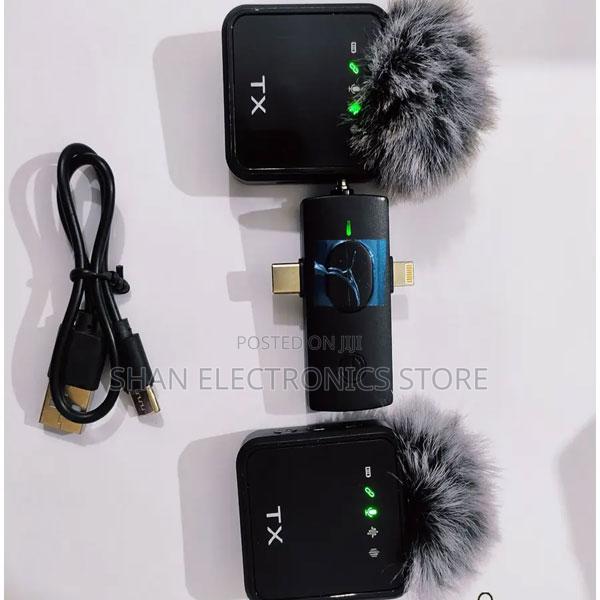 F11‐2 Wireless Microphone 3‐In‐1