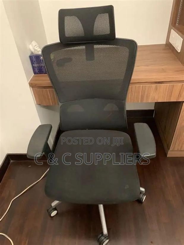 Reclinable Orthopedic Mesh Chair. - thumbnail 2