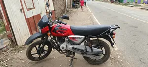 Bajaj Boxer 2025 Red