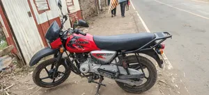 Bajaj Boxer 2025 Red