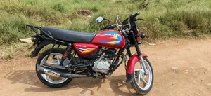 Bajaj Boxer 125 2025 Red